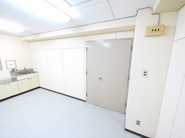 千曲ビルの内装