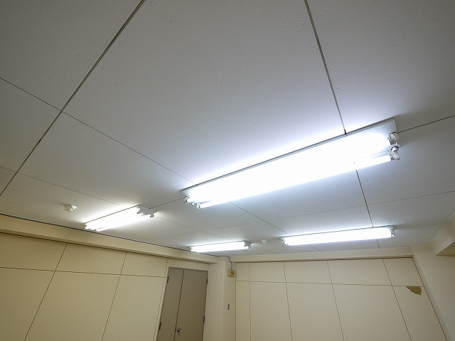 千曲ビルの内装