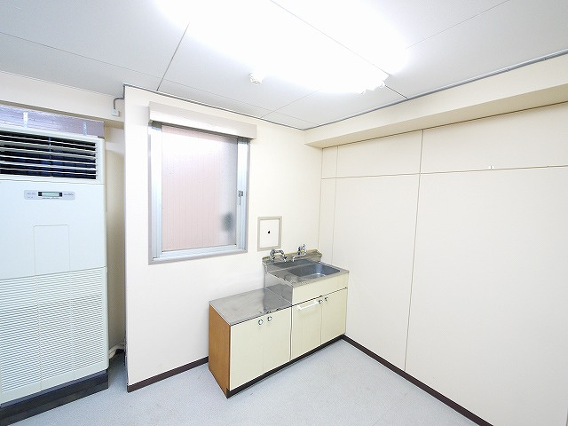 千曲ビルの内装