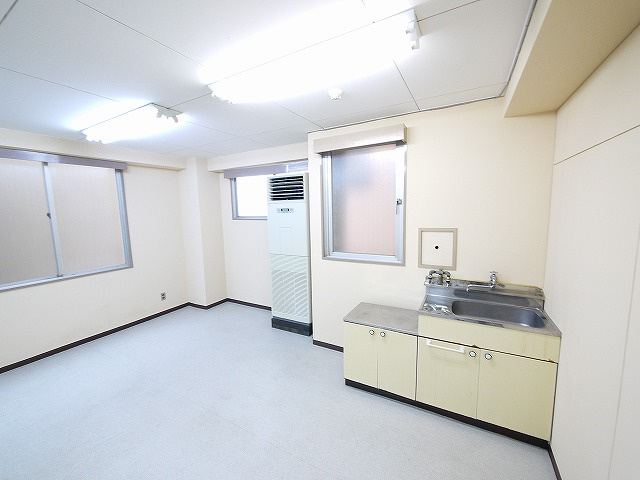 千曲ビルの内装