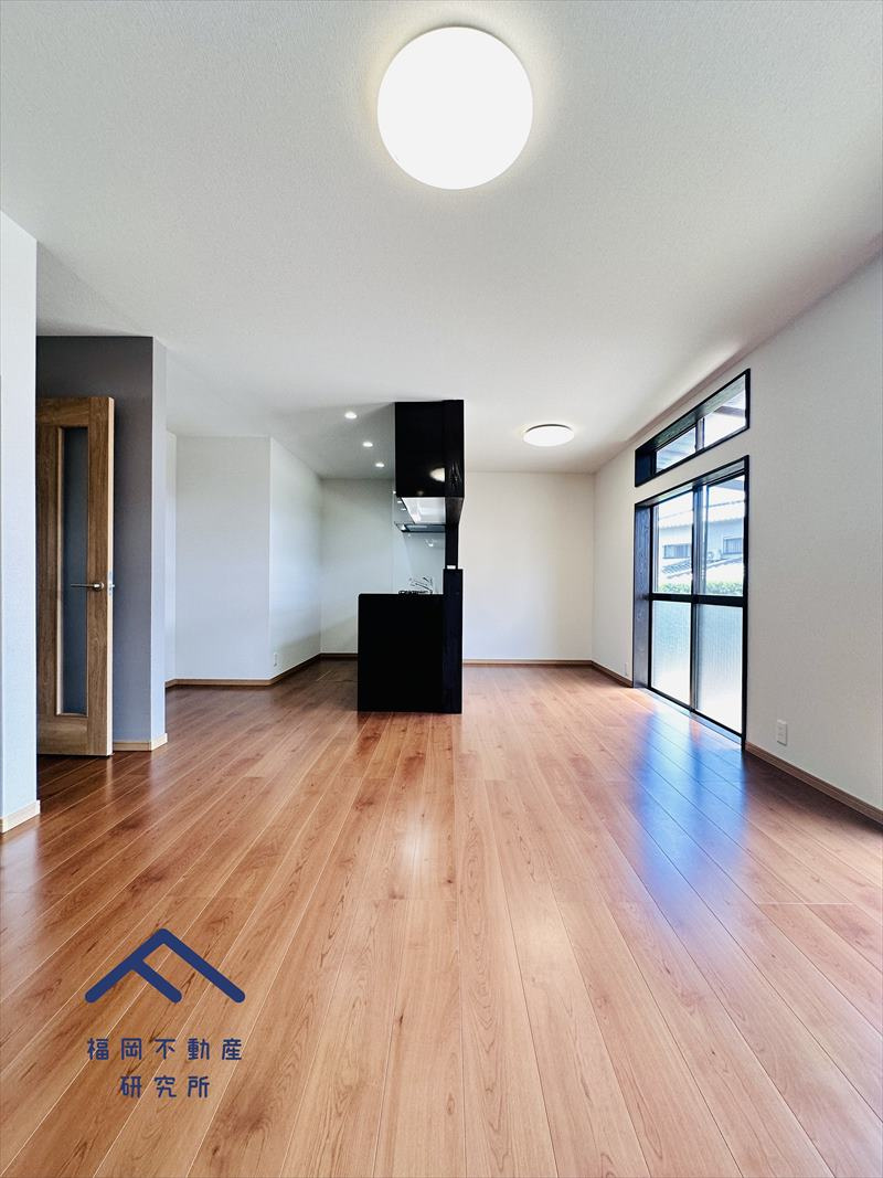 春日市若葉台西４丁目　戸建ての居間・リビング