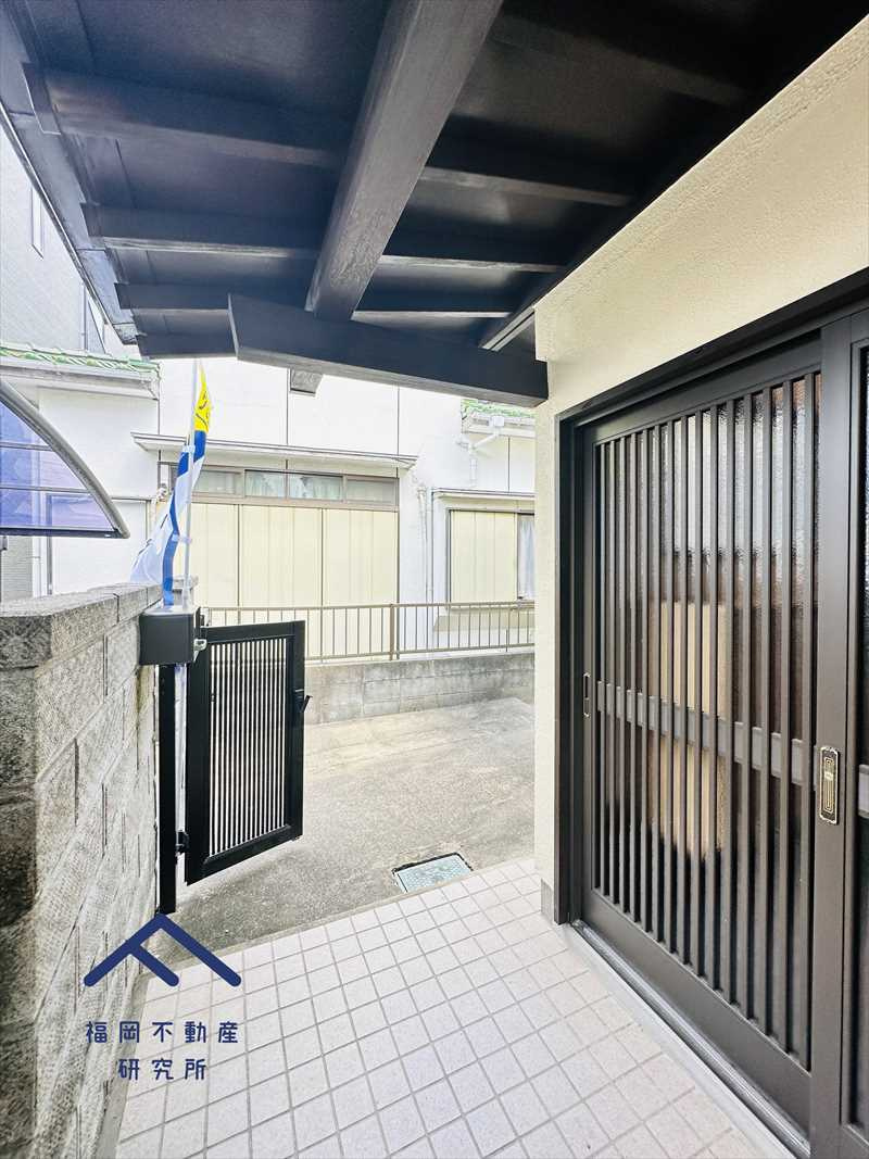 春日市若葉台西４丁目　戸建ての玄関