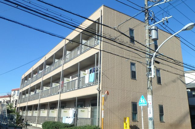 アンプルールフェール宮内