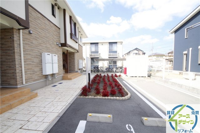 レジデンス池田の駐車場|駐車スペースもあります