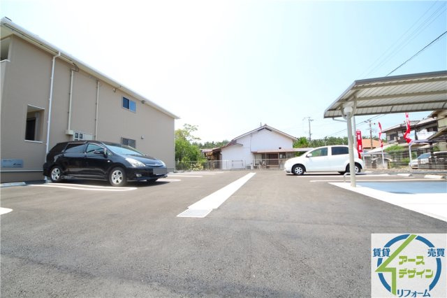 トレスオハス浜の宮の駐車場|駐車場があります