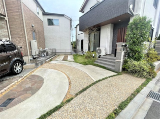 【駐車場】 | 東久留米市中央町4丁目　中古戸建 | カースペースも完備で車の出し入れもスムーズです。