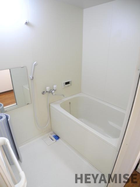 ガーデン桜坂の浴室|※同間取りの別の階のお部屋の画像です※