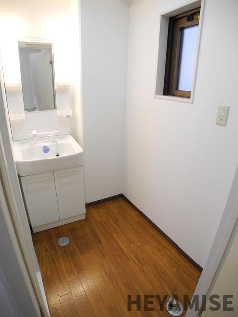 ガーデン桜坂の洗面所|※同間取りの別の階のお部屋の画像です※