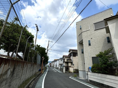 【前面道路含む現地写真】 | 吹田市原町4丁目　一戸建て