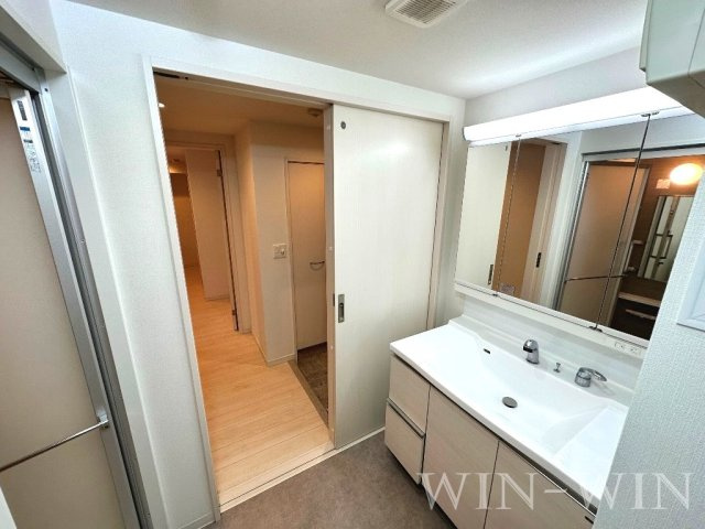 CASA94の洗面所