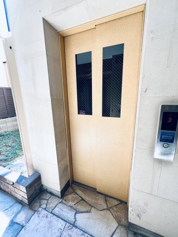 モンファイエ菊川のその他共用部分|エレベーターは1基