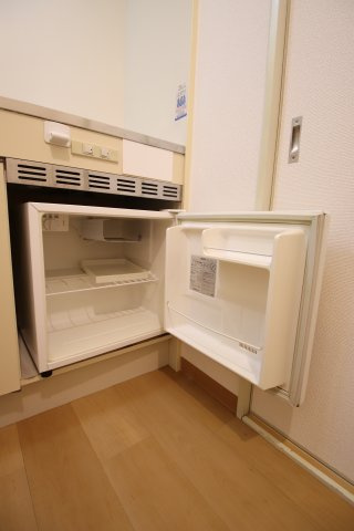 【設備】 | メゾンアルカディア金剛 | ミニ冷蔵庫