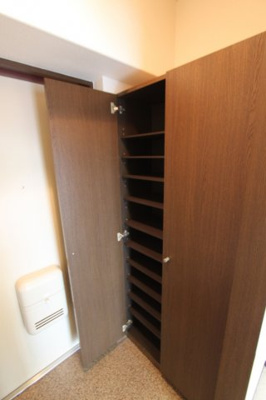 【玄関】 | 第十三ショーケービル | ※お部屋写真は参考です