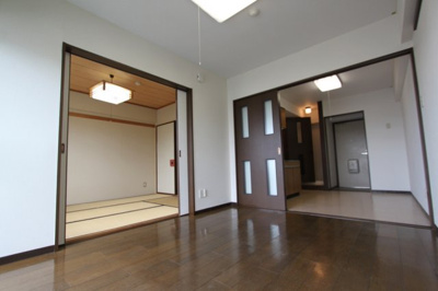 【洋室】 | 第十三ショーケービル | ※お部屋写真は参考です