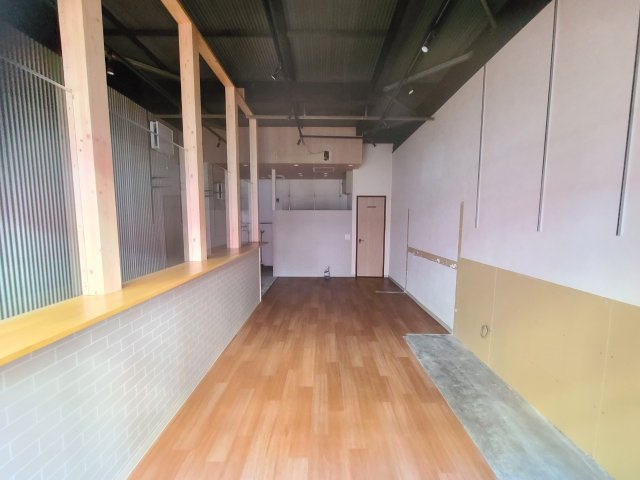 神田町テナントの内装