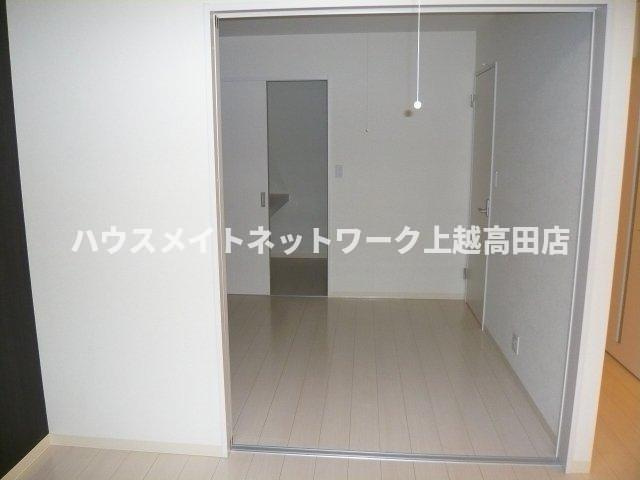 プリヨン高田の洋室|洋室4.5帖