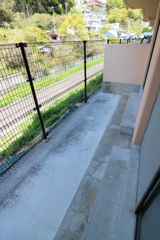 グリーン北塩屋のバルコニー