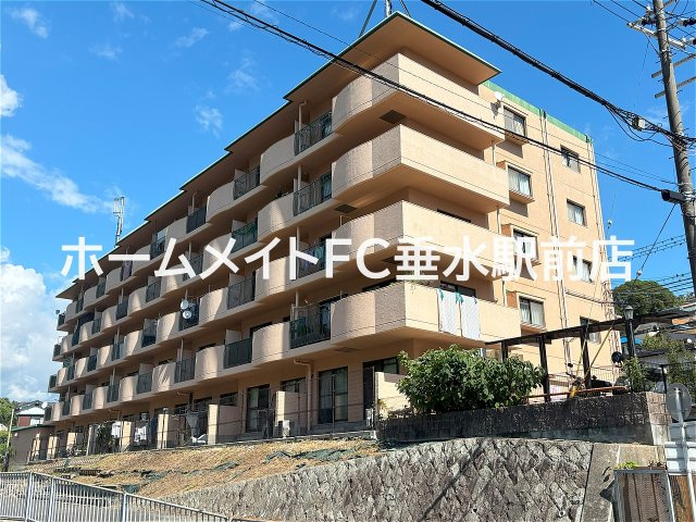 グリーン北塩屋の外観