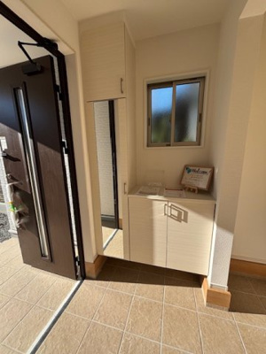 【玄関】 | 神戸市西区秋葉台2丁目　新築戸建　仲介手数料無料！ | 玄関です