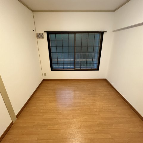 ＫＴハイツの洋室