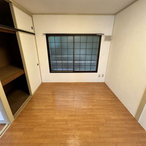 ＫＴハイツの洋室