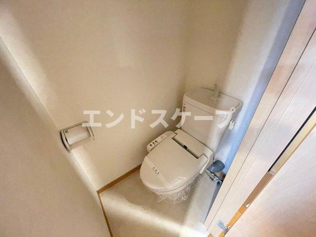 ルパンハウスのトイレ|高崎、前橋、伊勢崎エリアのお部屋探しはエンドスケープまで！お客様の理想お聞かせ下さい♪