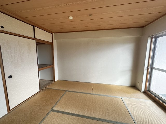 サンライズマンション岩出Ⅷの和室