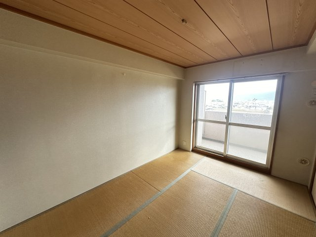 サンライズマンション岩出Ⅷの和室