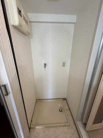 サンライズマンション岩出Ⅷのランドリースペース