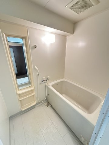 サンライズマンション岩出Ⅷの浴室