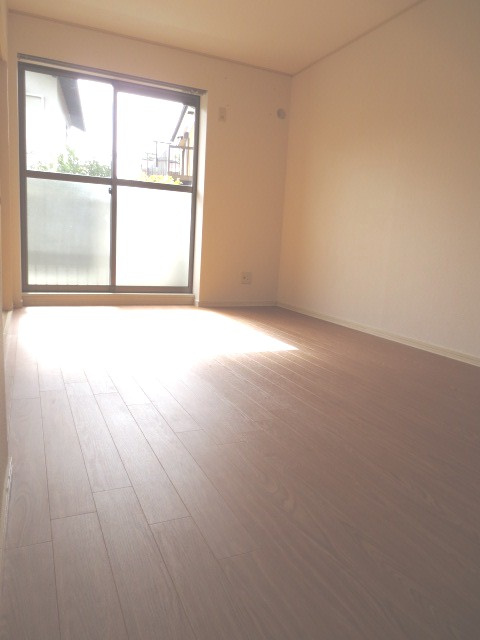 クレールコートA棟の洋室