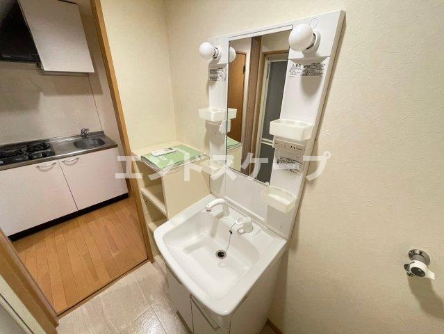 ルパンハウスの洗面所|高崎、前橋、伊勢崎エリアのお部屋探しはエンドスケープまで！お客様の理想お聞かせ下さい♪
