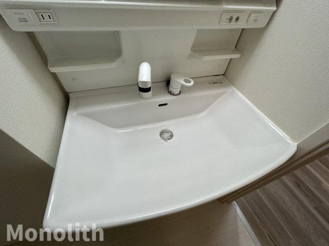 マノアレイの独立洗面台