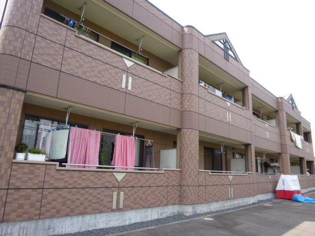 倉敷市福田町古新田のアパートの外観