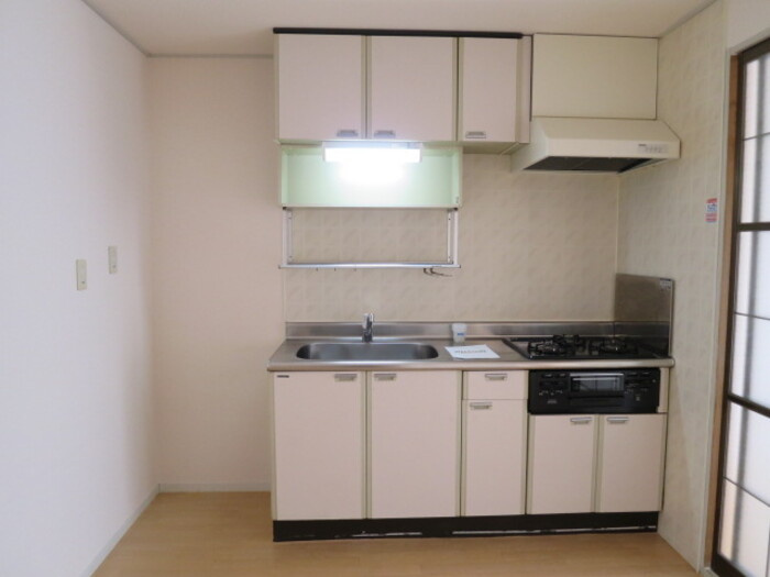 ドミールヴィレッジ Ⅰのキッチン|キッチン
