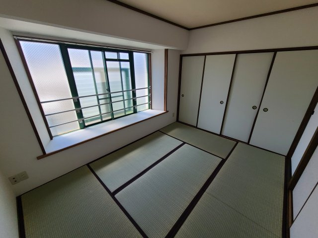 ダンディライオン住吉川の和室