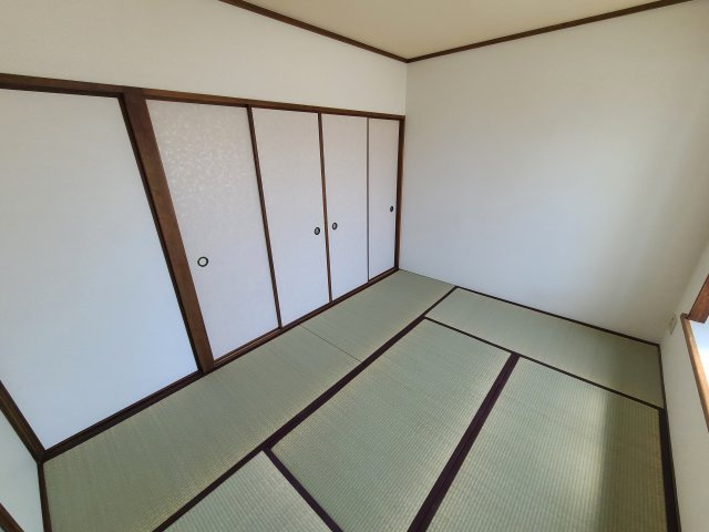 ダンディライオン住吉川の和室