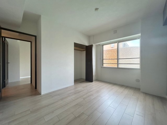 ダイアパレス麻生第二の洋室