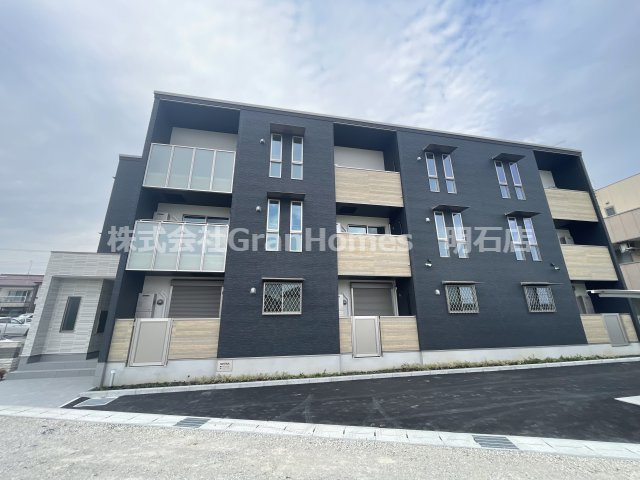 クレアトゥールの外観