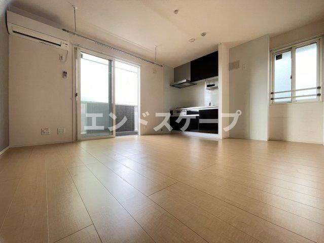スクエア　Ｃの居間・リビング|高崎、前橋、伊勢崎エリアのお部屋探しはエンドスケープまで！お客様の理想お聞かせ下さい♪