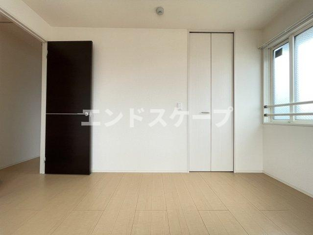 スクエア　Ｃの洋室|高崎、前橋、伊勢崎エリアのお部屋探しはエンドスケープまで！お客様の理想お聞かせ下さい♪