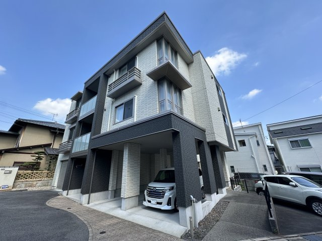 豊田市栄町５丁目のアパート