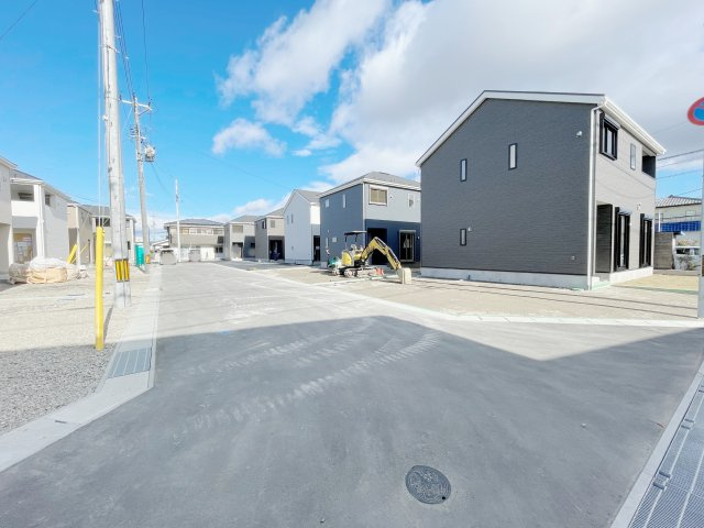 郡山市昭和第8　Cradle garden　全10棟の前面道路含む現地写真