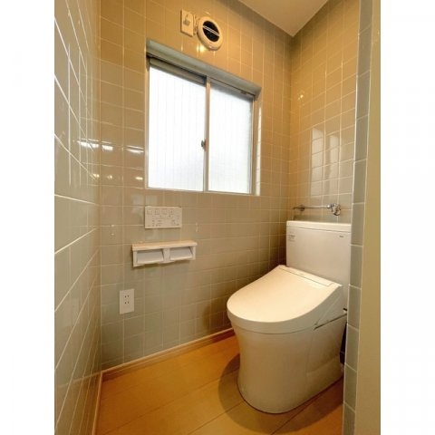 岐阜市加納北広江町のアパートのトイレ|温水洗浄暖房便座