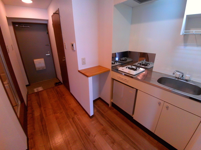 フローラ甲南山手の居間・リビング