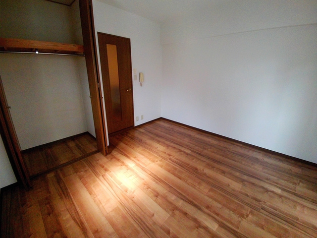 フローラ甲南山手の収納