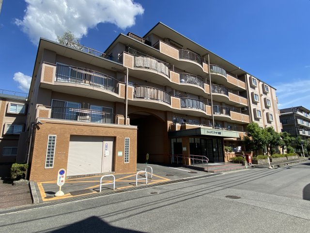 シャルマンコーポ新田辺の外観|外観です