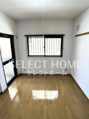 【寝室】 | ドミールＴＦ | 開放的な寝室です
同型タイプ