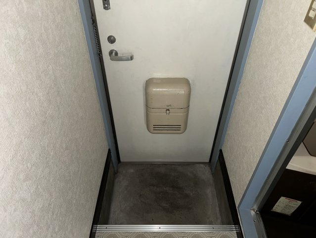 メゾン・ド・パルクⅡの玄関