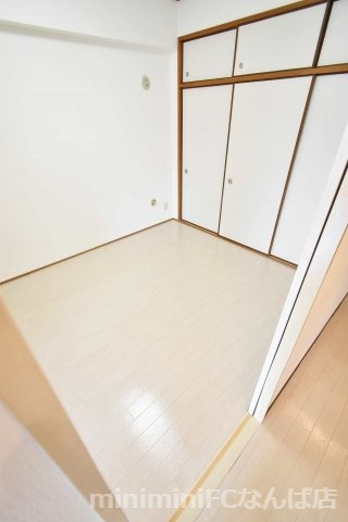 大正メゾンの寝室